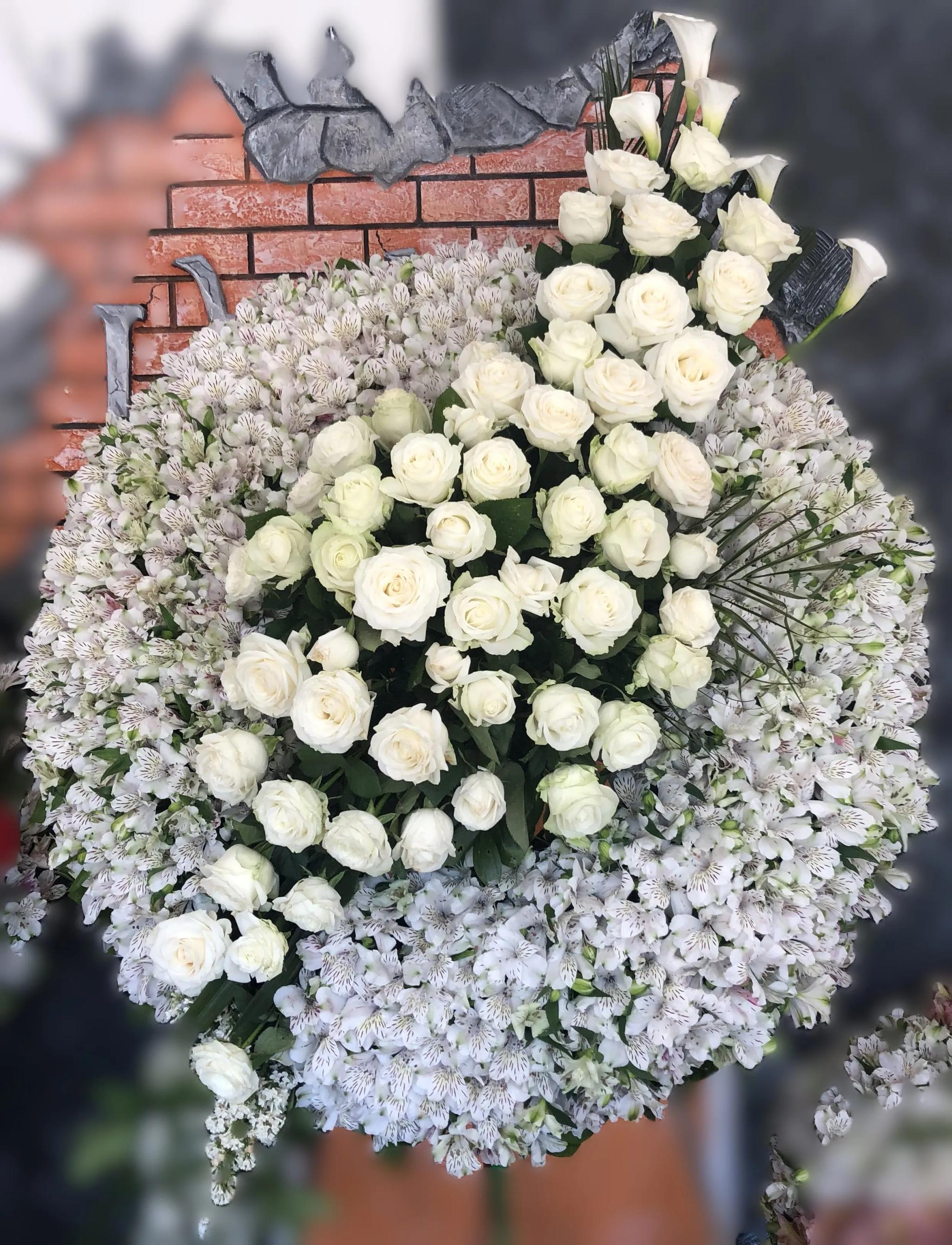 Венок из роз и альстромерий | ծաղիկներ, ծաղկեպսակներ, բույսեր Երևան