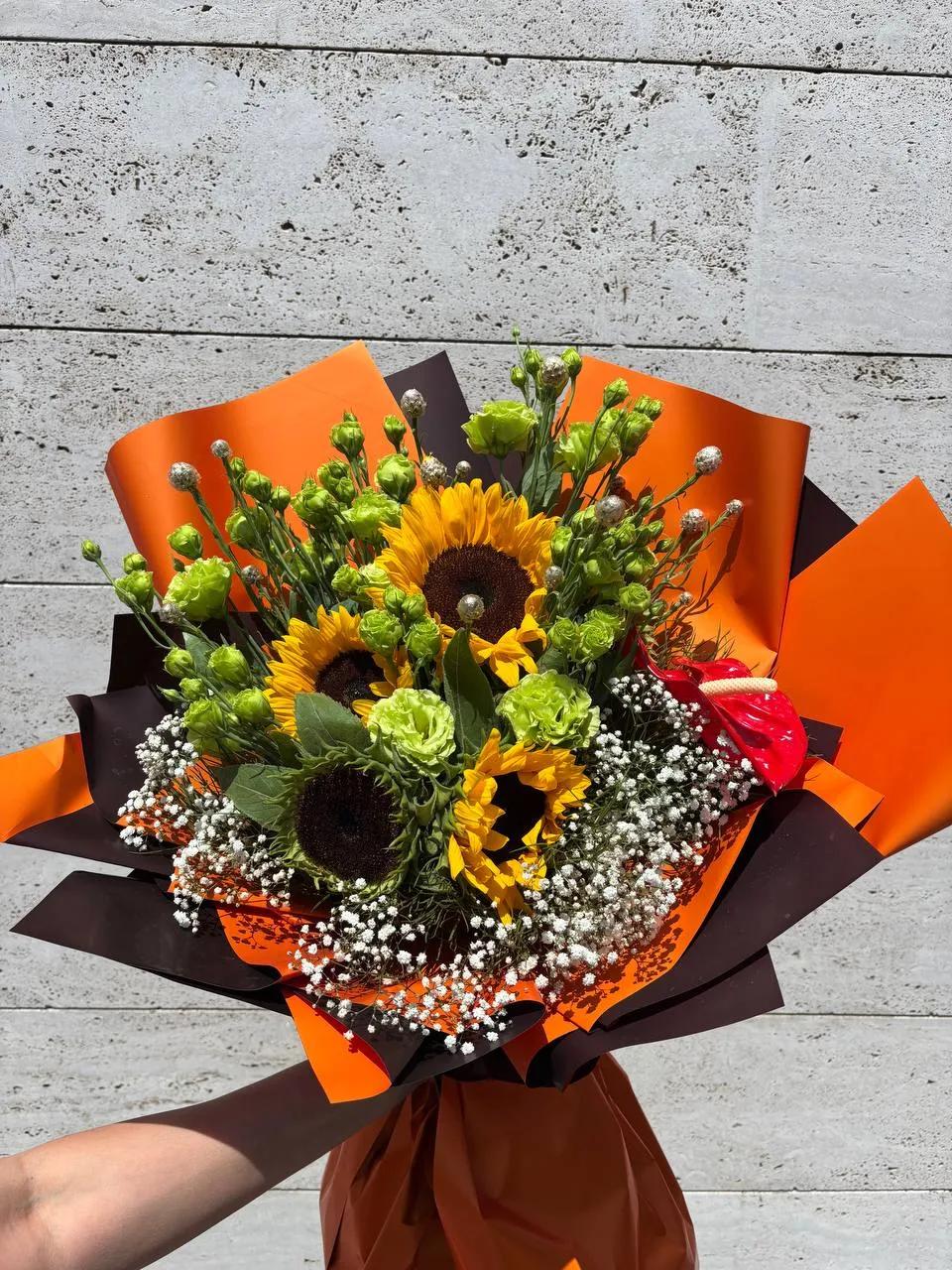 A bunch of sunflowers | ծաղիկներ, ծաղկեպսակներ, բույսեր Երևան