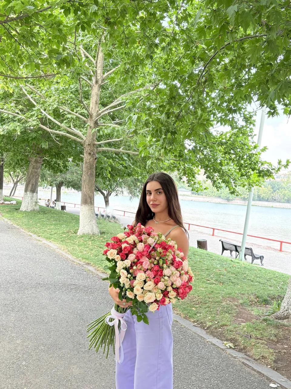 Bunch of roses | ծաղիկներ, ծաղկեպսակներ, բույսեր Երևան