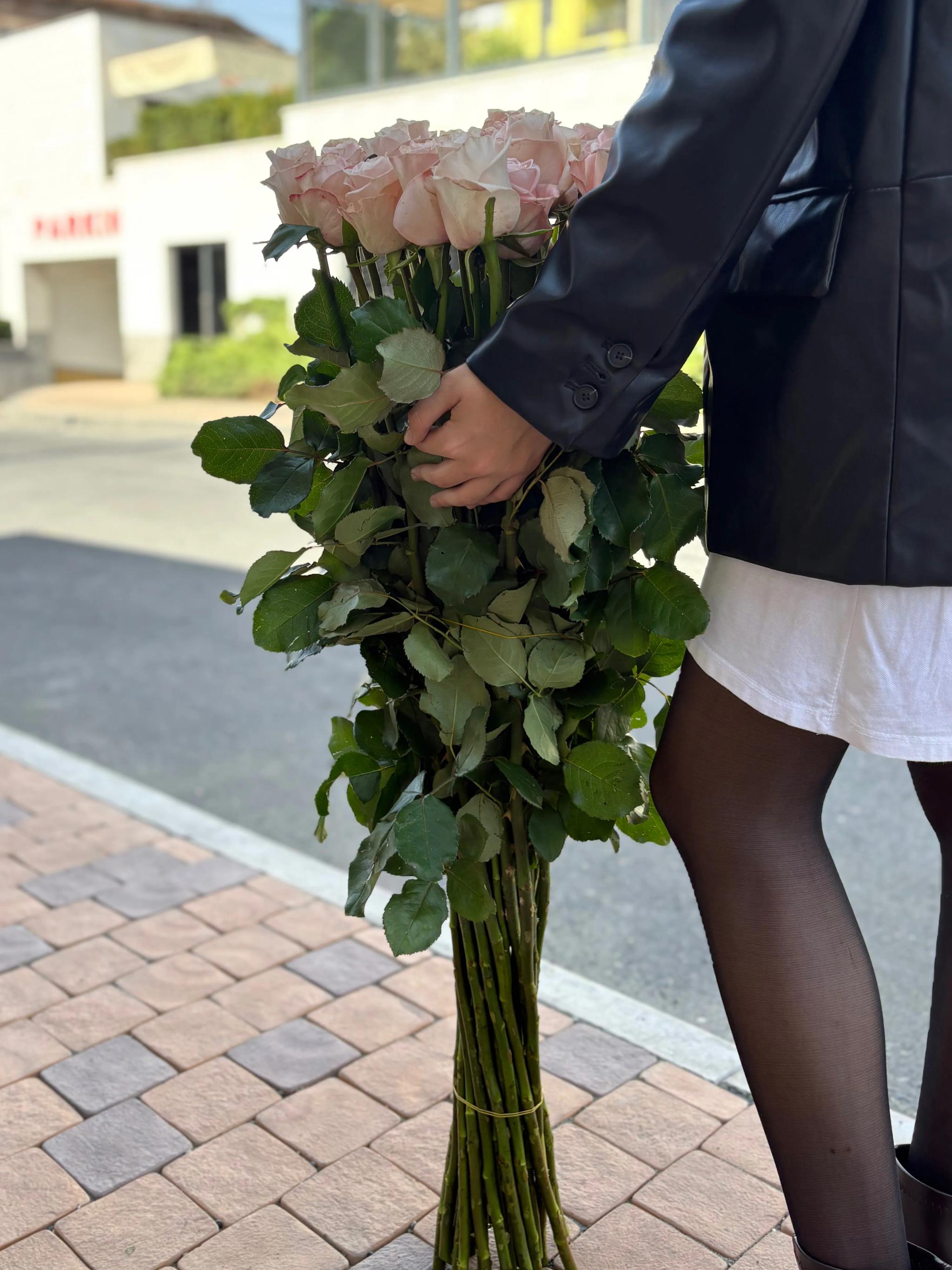 Bunch of pink roses | ծաղիկներ, ծաղկեպսակներ, բույսեր Երևան