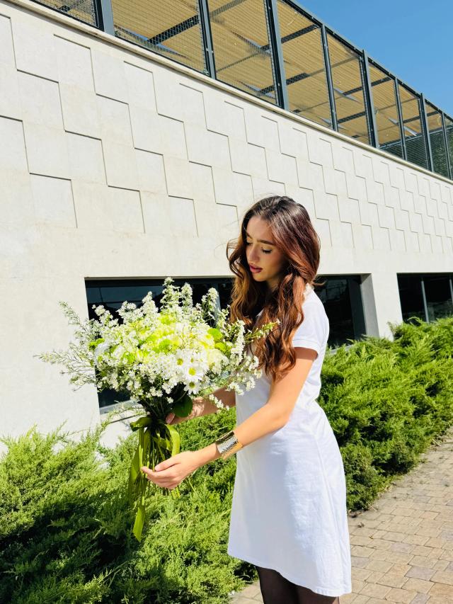 Elegant Bunch | ծաղիկներ, ծաղկեպսակներ, բույսեր - առաքում Երևան