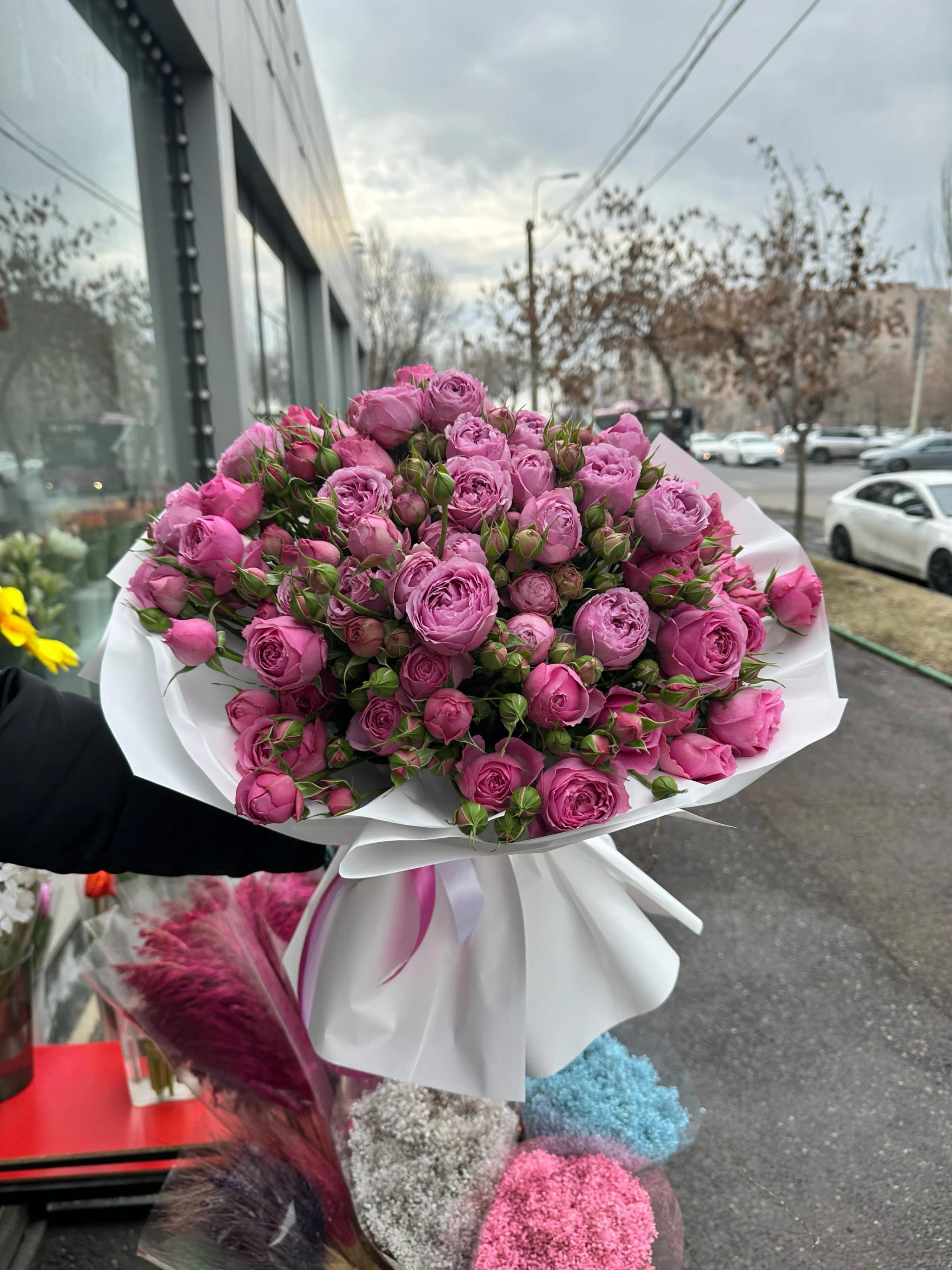 Bunch of peonies with roses | ծաղիկներ, ծաղկեպսակներ, բույսեր Երևան