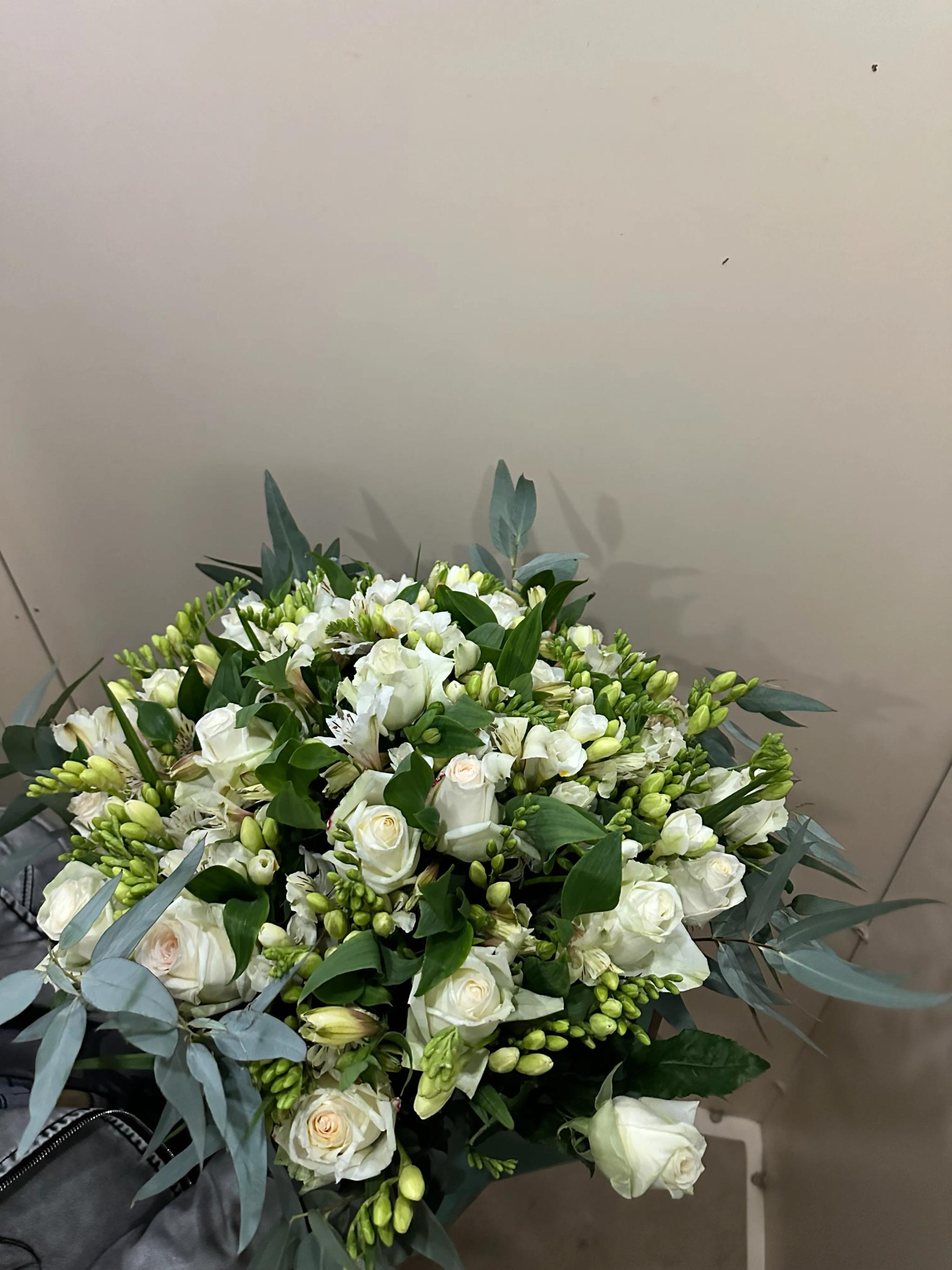 An elegant bouquet | ծաղիկներ, ծաղկեպսակներ, բույսեր Երևան