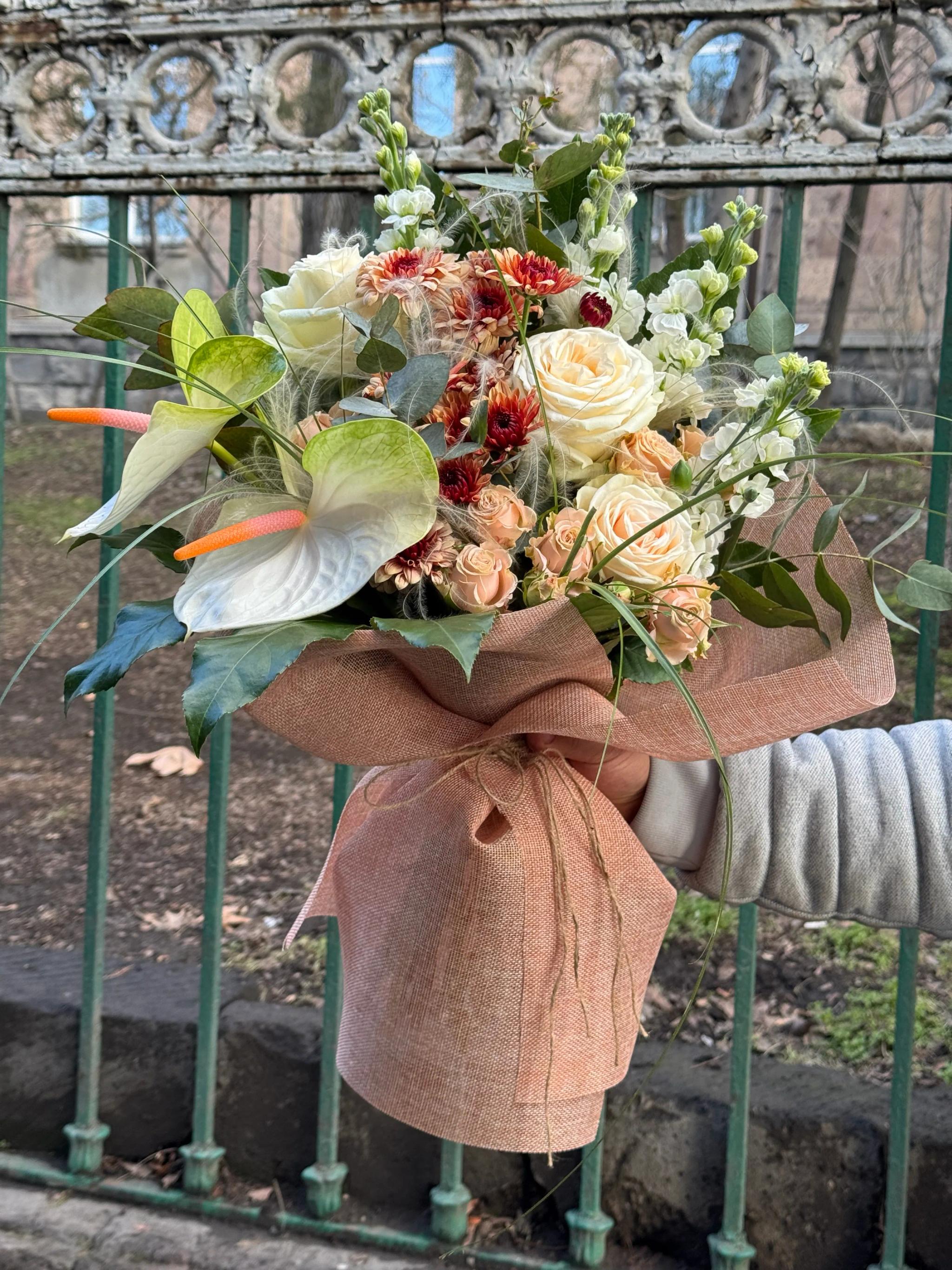 An elegant floral mix | ծաղիկներ, ծաղկեպսակներ, բույսեր Երևան
