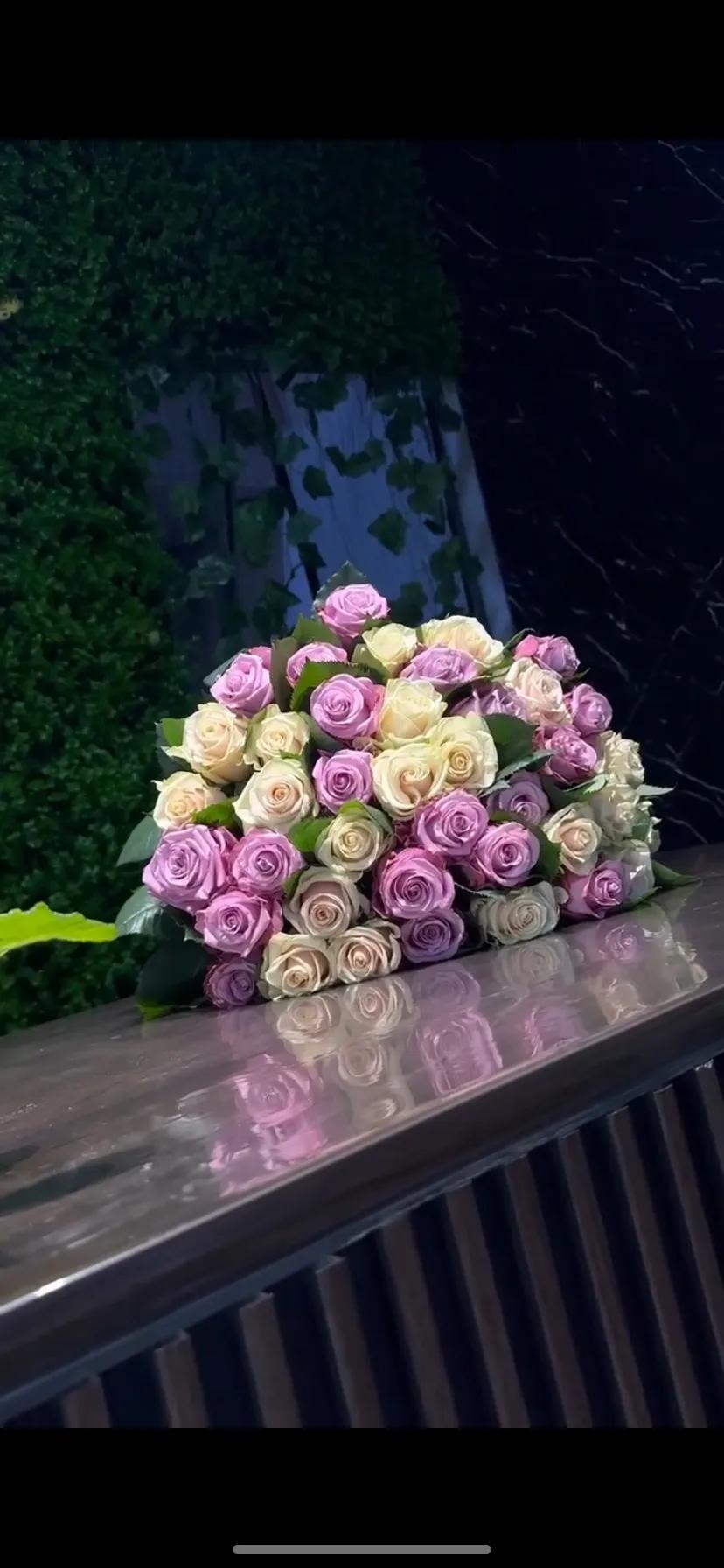 A bouquet of white and purple roses | ծաղիկներ, ծաղկեպսակներ, բույսեր Երևան