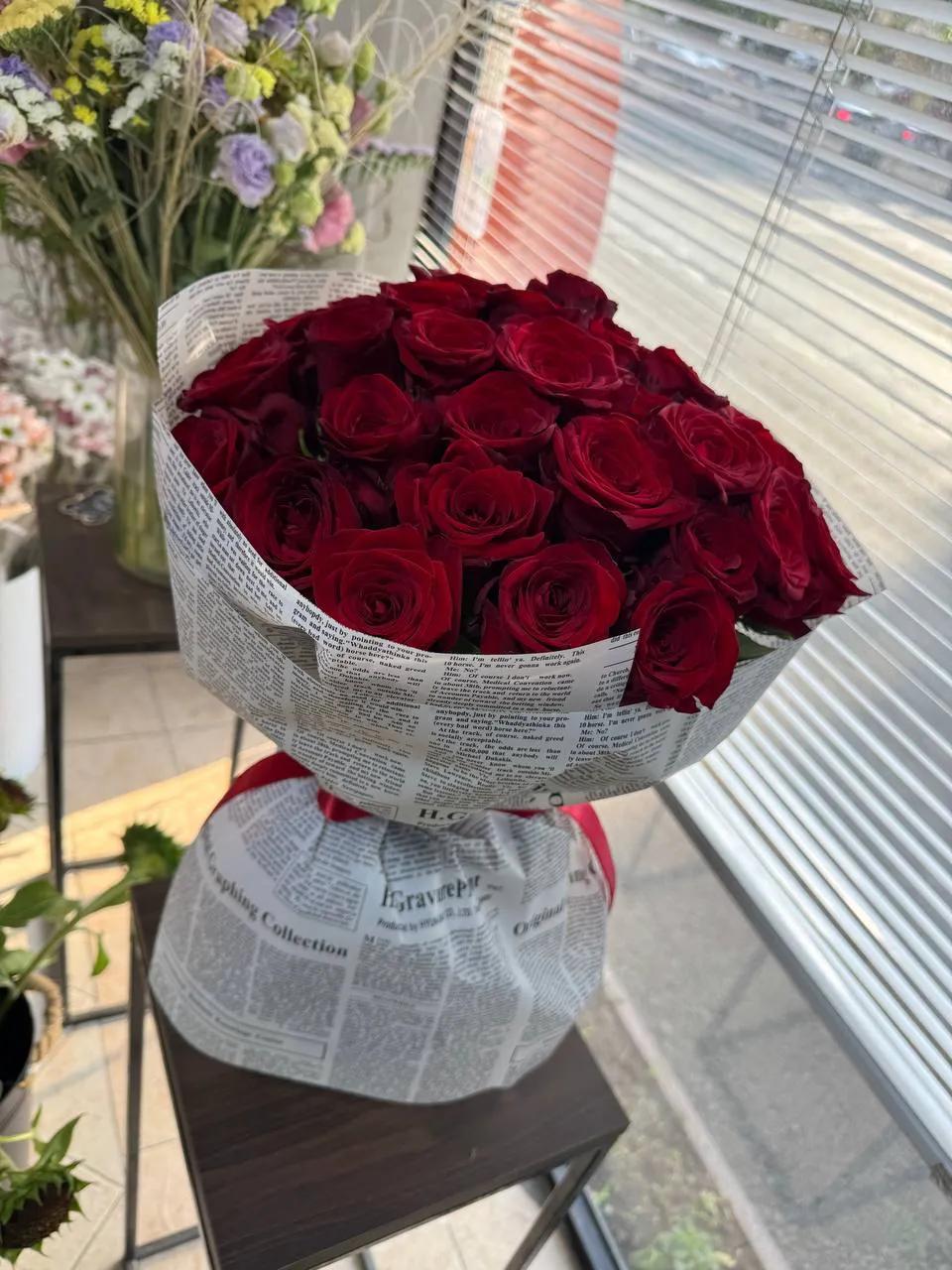 Bunch of red roses | ծաղիկներ, ծաղկեպսակներ, բույսեր Երևան
